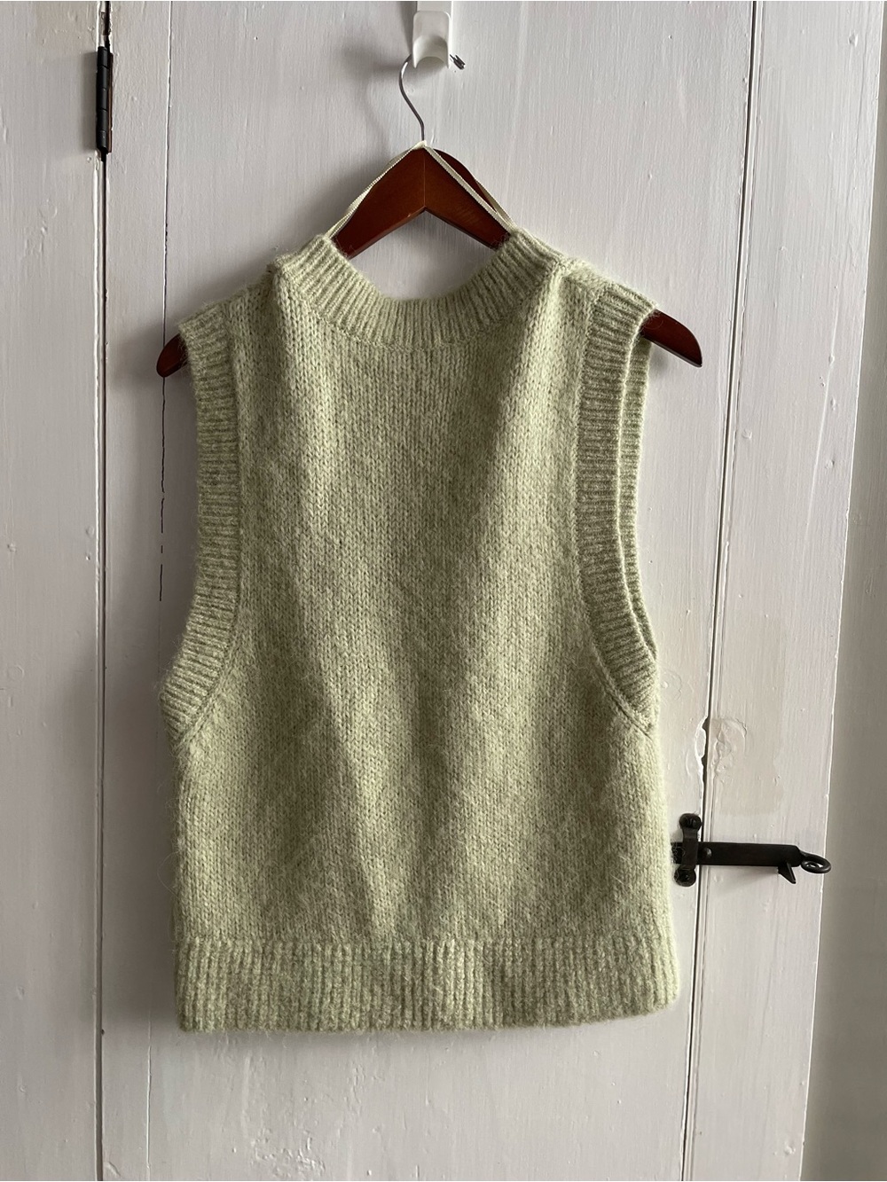 & Other Stories Soft Green Sweater V-Neck Vest Alpaca & Wool Blend Size XS - Picture 2 of 6